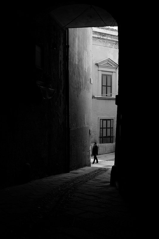 ���l���`�Є���ĔzӰ��Ʒ���p