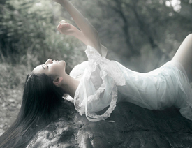 Photoshop�{���⾰����ڰ׹⾀����Ч��