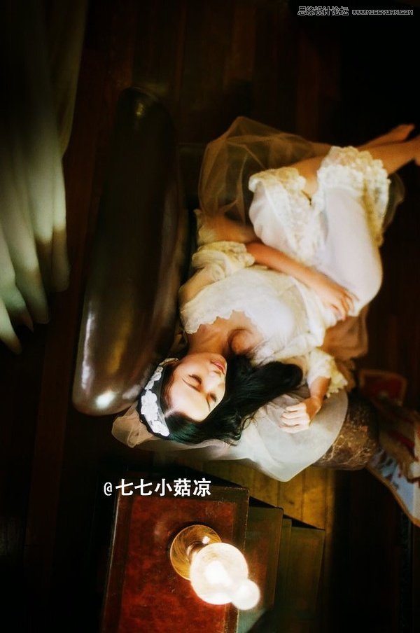 如何在度假酒店里給女友拍攝一組閨房人像