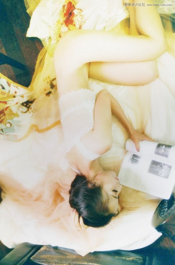 如何在度假酒店里給女友拍攝一組閨房人像