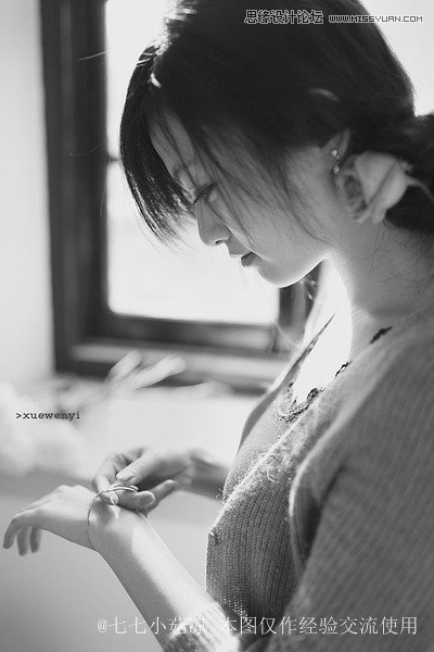 如何在咖啡館里為女友拍一組文藝寫真