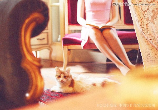 如何在咖啡館里為女友拍一組文藝寫真