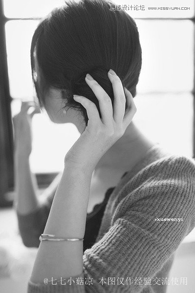 如何在咖啡館里為女友拍一組文藝寫真