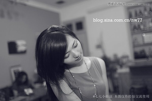 如何在咖啡館里為女友拍一組文藝寫真