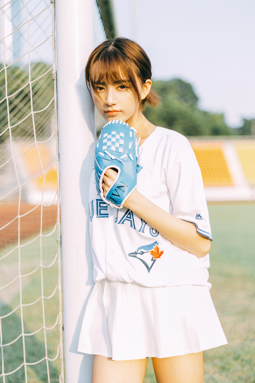 ��������Ů���ļ�С���zӰ��Ʒ���p