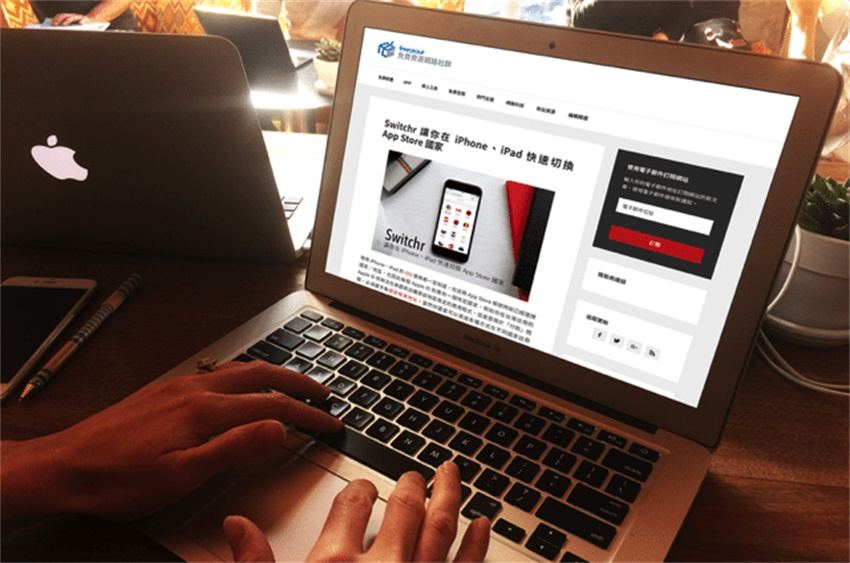 流行配色板合集和在線mockup制作網站