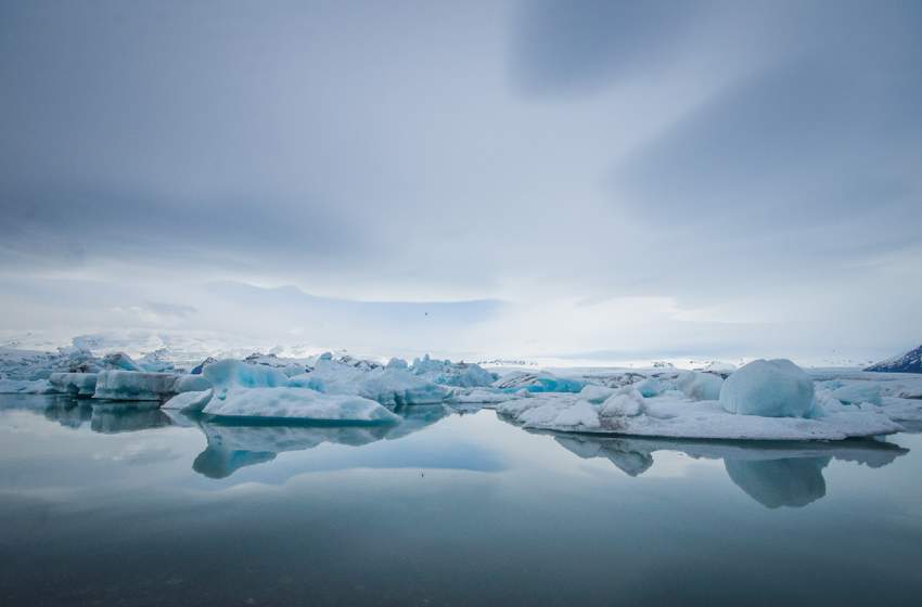 Photoshop合成冰凍特效的金魚場景【英】