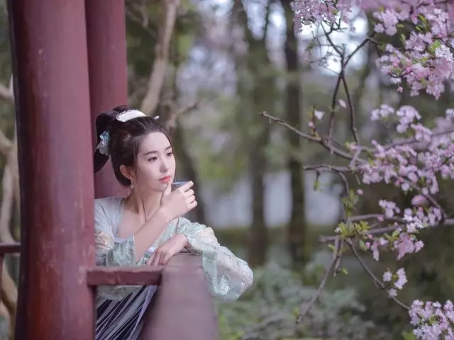 詳細解析外景古風人像的攝影教程