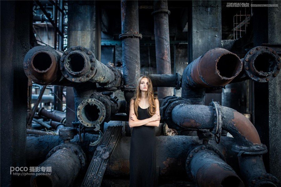 Photoshop快速調出廢棄工廠中的美女人像