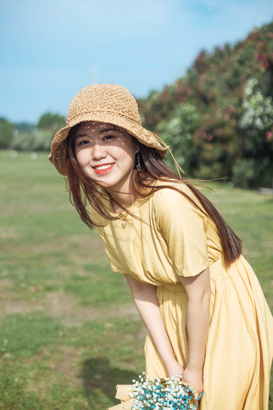 Photoshop調出外景美女人像小清新甜美效果