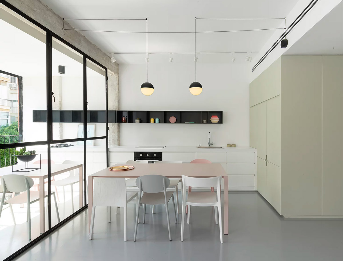 �԰�ɫ����ɫ�{�Ĳ͏d�OӋ���p