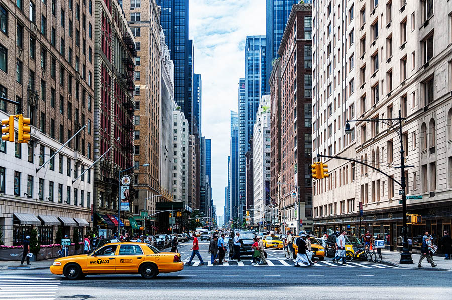 Photoshop調出歐美電影膠片風格的建筑照片