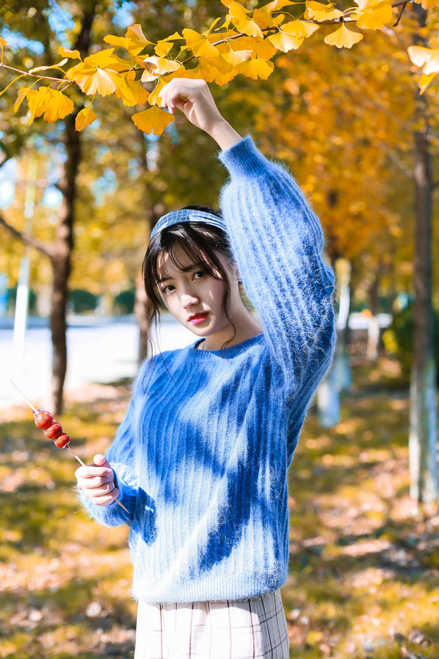 攝影師如何排除秋季暖黃色人像效果