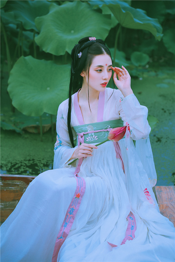 �Ї��L����ɫ�{�ŵ���������Ʒ