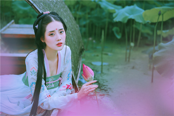 �Ї��L����ɫ�{�ŵ���������Ʒ