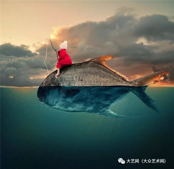 超現(xiàn)實主義風格的創(chuàng)意合作作品欣賞