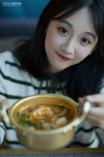 攝影師如何拍攝人物美食類作品