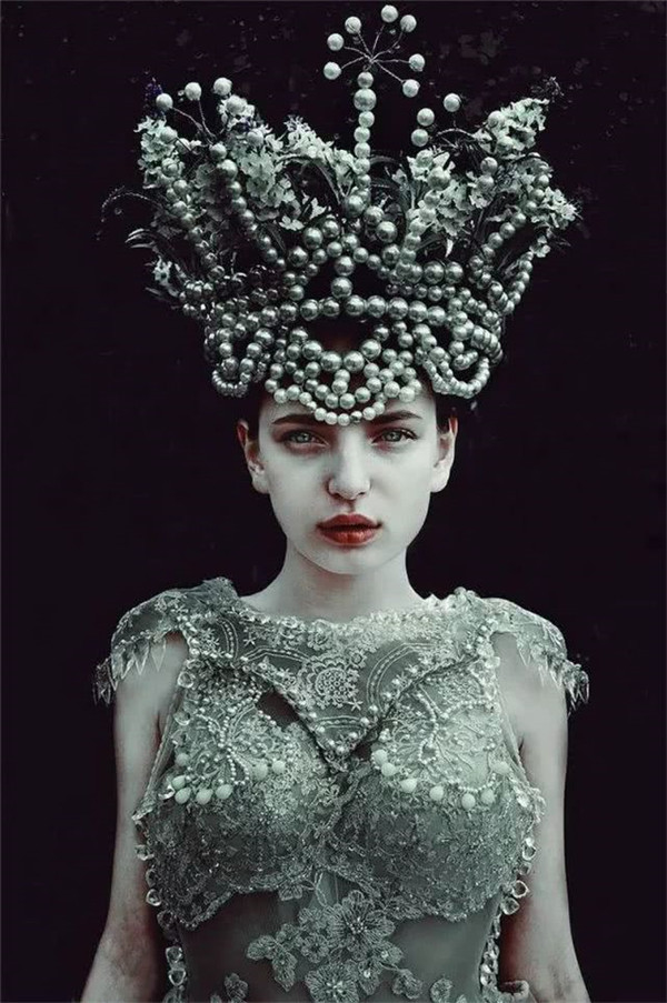 ���m�zӰ�����F�����x����zӰ���p