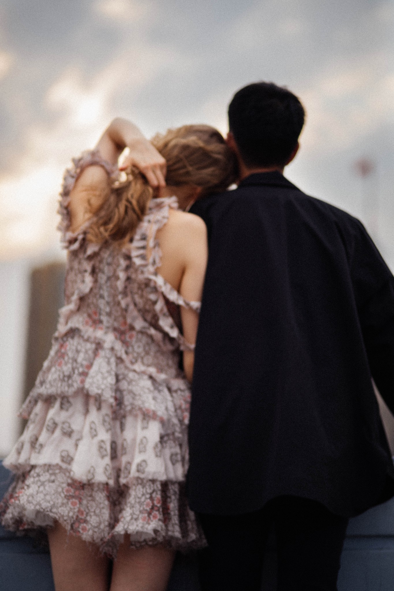 4���zӰ���ɽ����ĳ�������H����