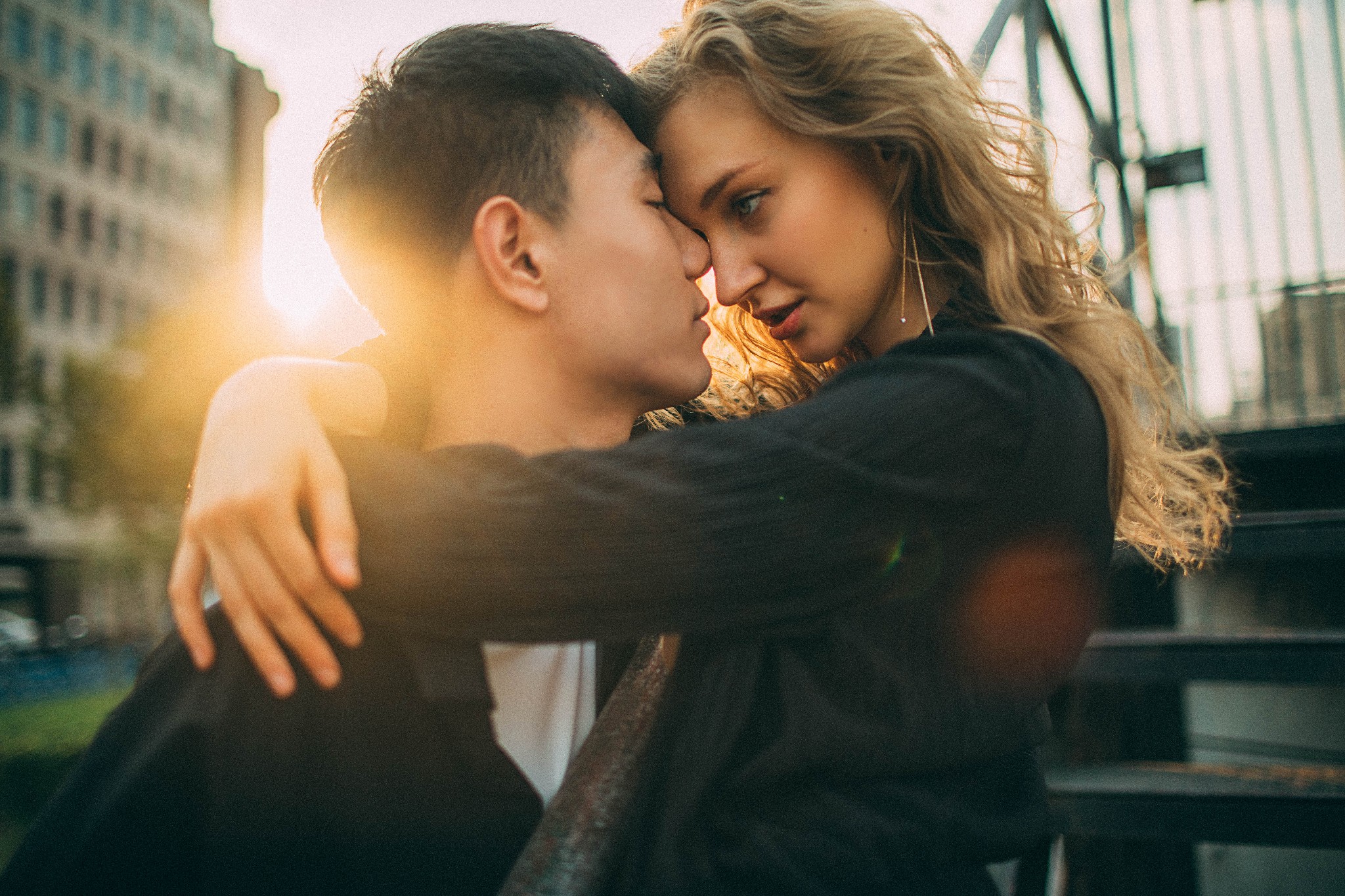 4���zӰ���ɽ����ĳ�������H����