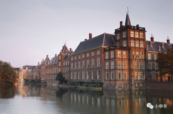 Photoshop快速給建筑照片添加傍晚效果