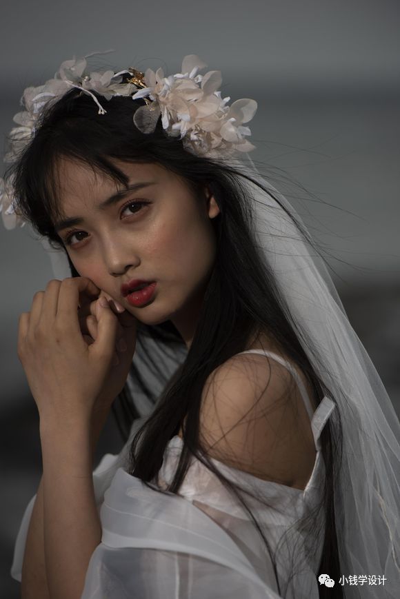 Photoshop調出偏暗色的美女藍色藝術效果